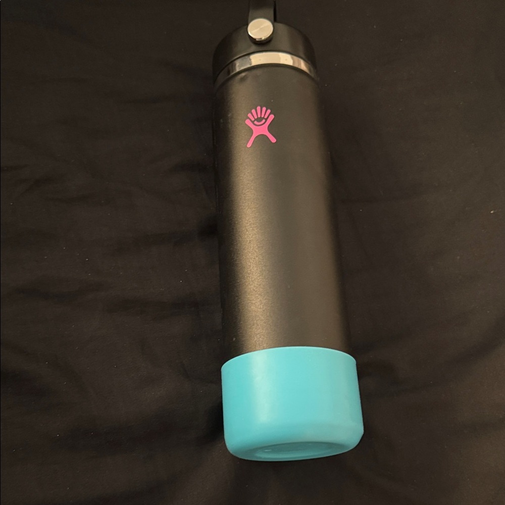 Hydro Flask Elevate Series Black with pink logo and blue boot